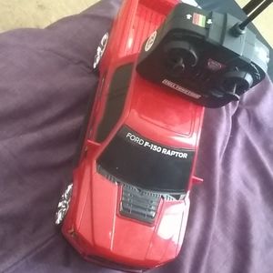 Toy car